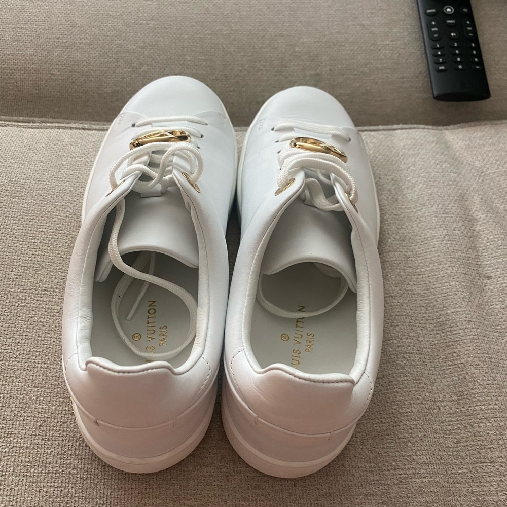 Louis Vuitton sneakers - Picture 2 of 4